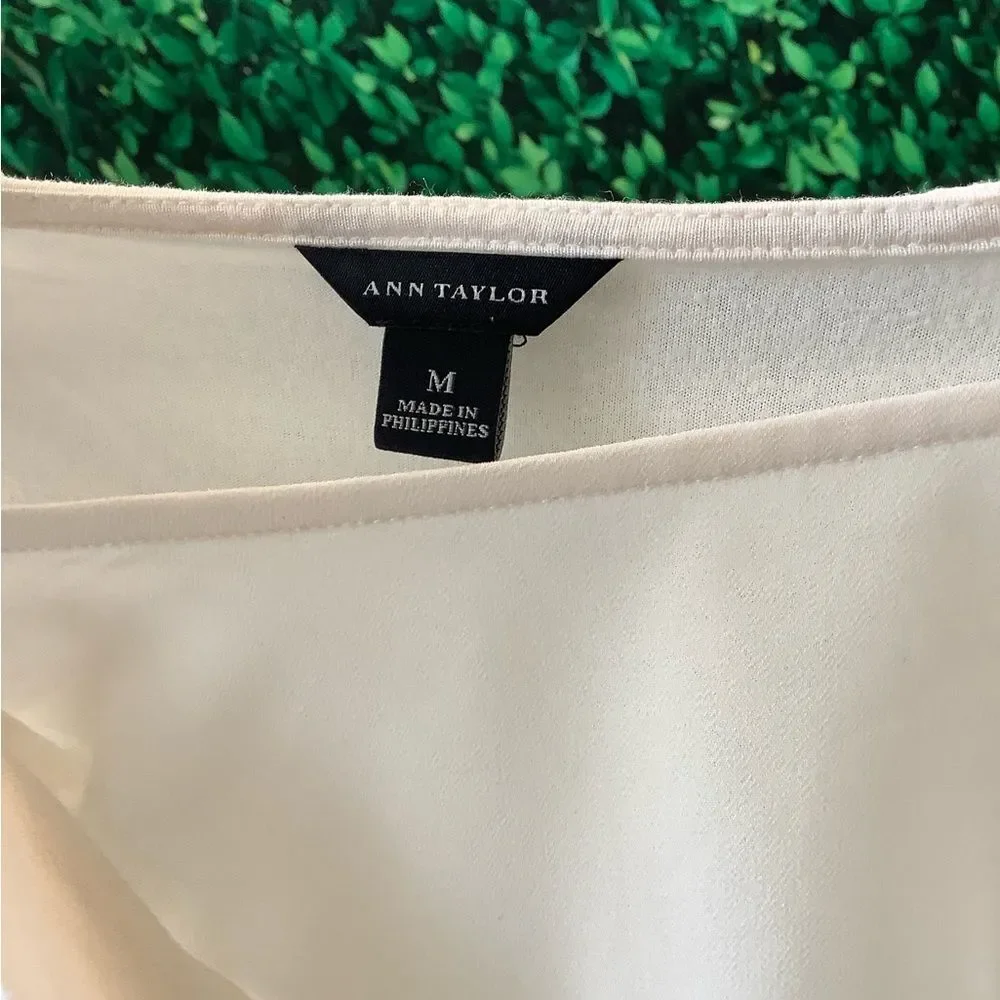 🤍 Ann Taylor Cream Draped Neck Blouse Size M